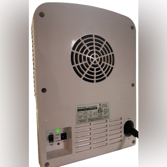 Mini Fridge - Picture 3 of 3